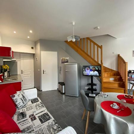 La Citadine Apartamento Bayeux Exterior foto