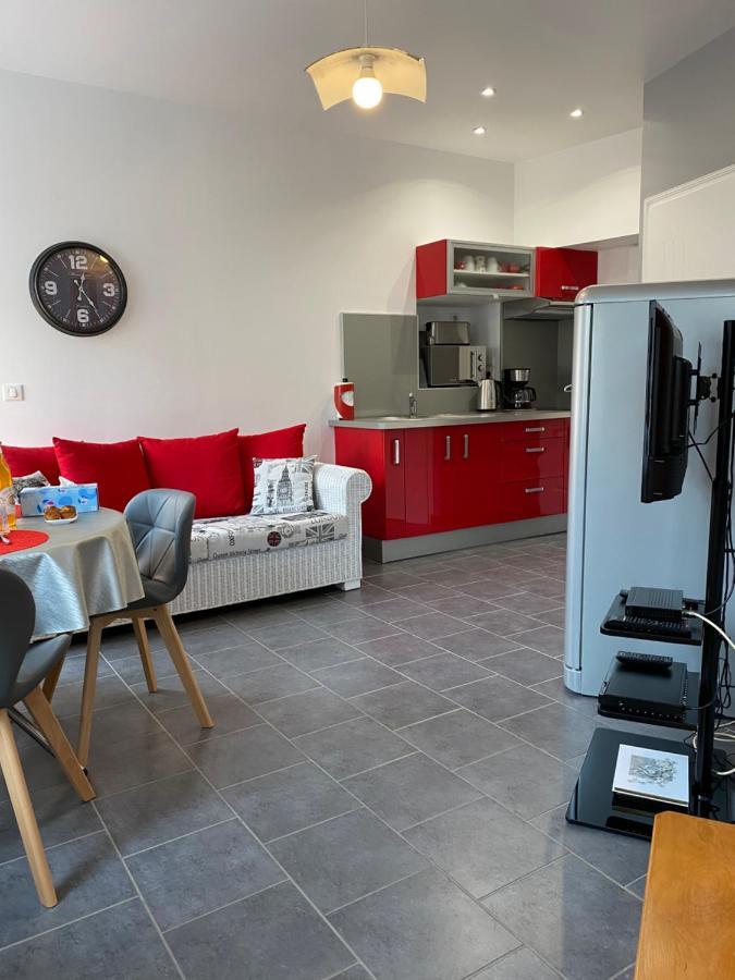 La Citadine Apartamento Bayeux Exterior foto
